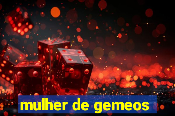 mulher de gemeos